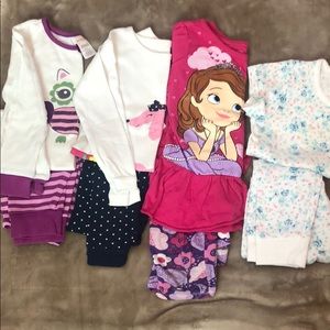 Girls Pajamas - 4 Sets - Sz. 4